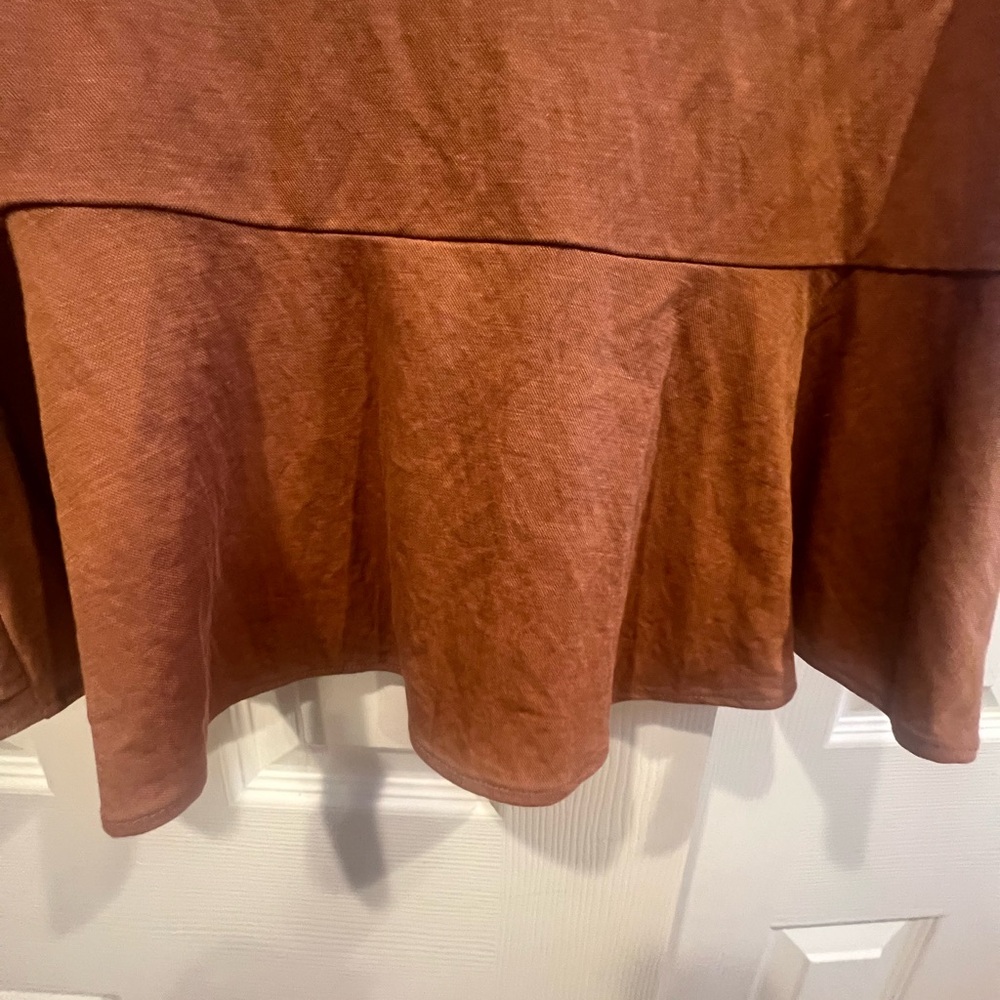 NWOT- Bobeau Brand Blouse - Picture 7 of 7